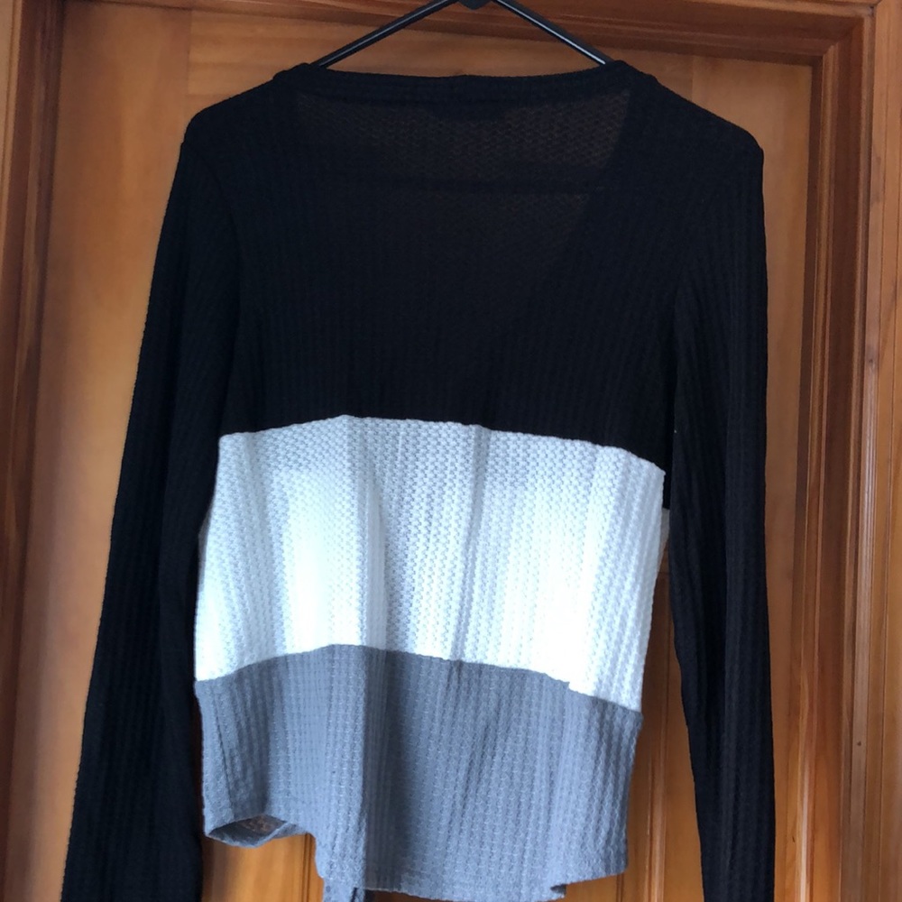 Sweater - Picture 5 of 5